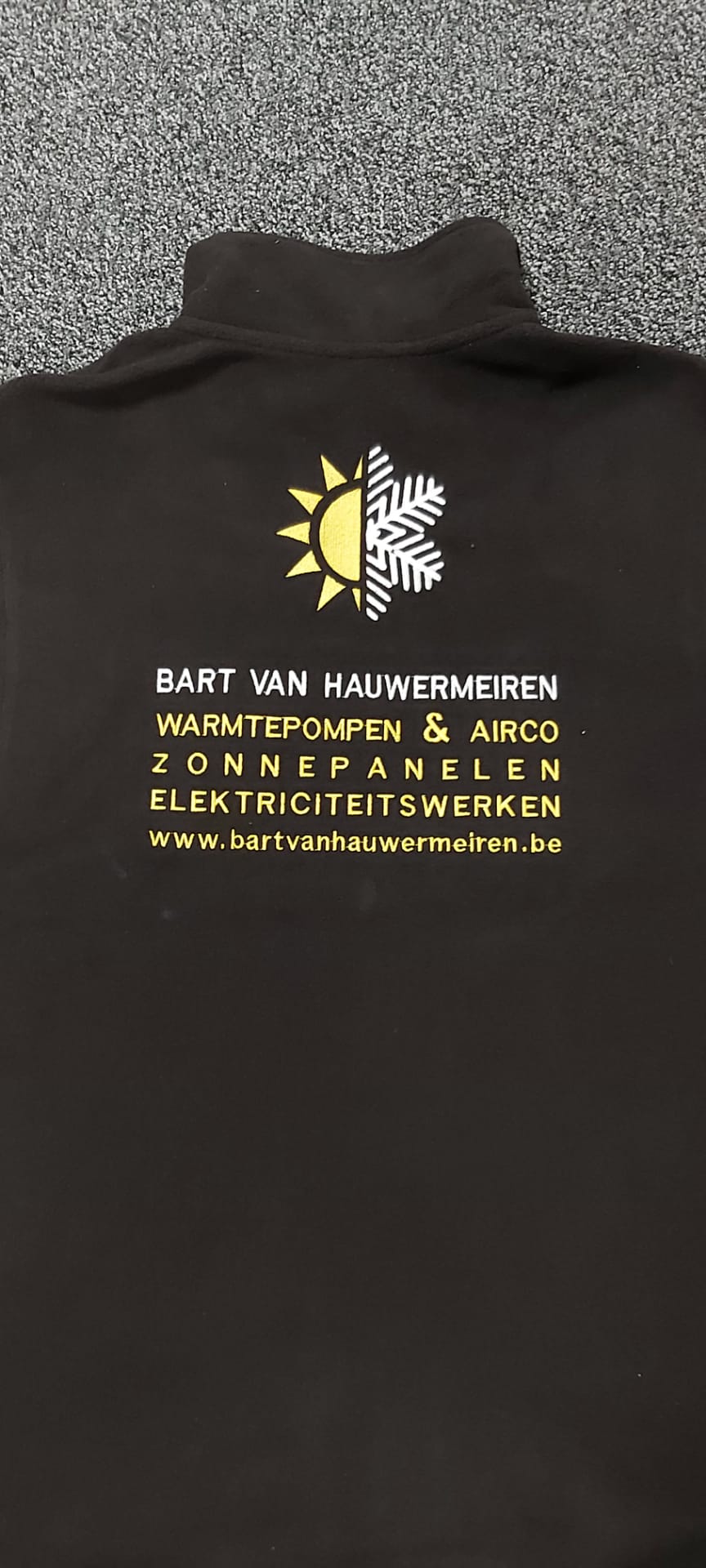 geborduurd logo Bart Van Hauwermeiren